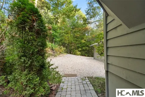 18 Horsepasture River Court Sapphire NC 28774