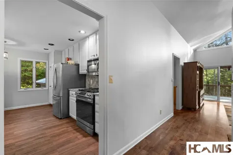 18 Horsepasture River Court Sapphire NC 28774