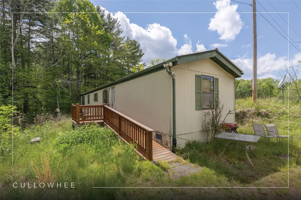 1606 Lloyd Hooper Road Cullowhee NC 28723