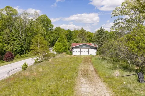 1606 Lloyd Hooper Road Cullowhee NC 28723