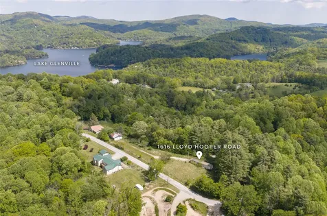 1606 Lloyd Hooper Road Cullowhee NC 28723