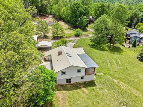 208 Quail Ridge Trail Franklin NC 28734