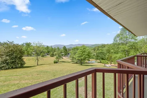 208 Quail Ridge Trail Franklin NC 28734
