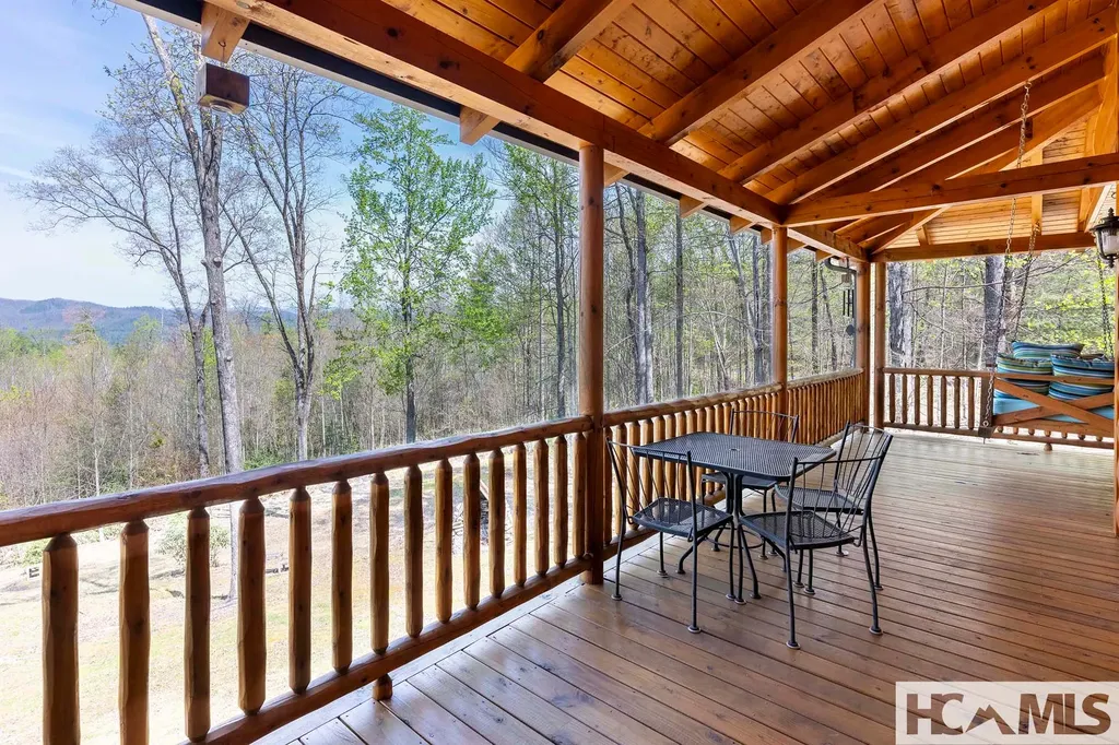 716 Pepper Vine Circle Brevard NC 28712