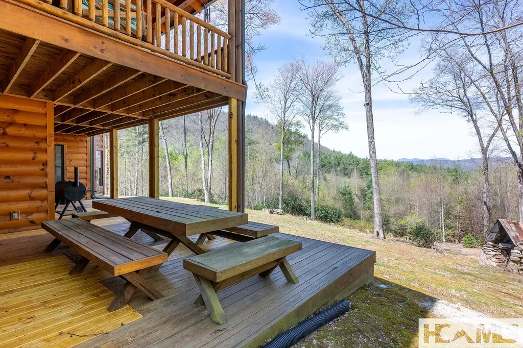 716 Pepper Vine Circle Brevard NC 28712