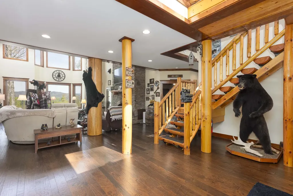 716 Pepper Vine Circle Brevard NC 28712