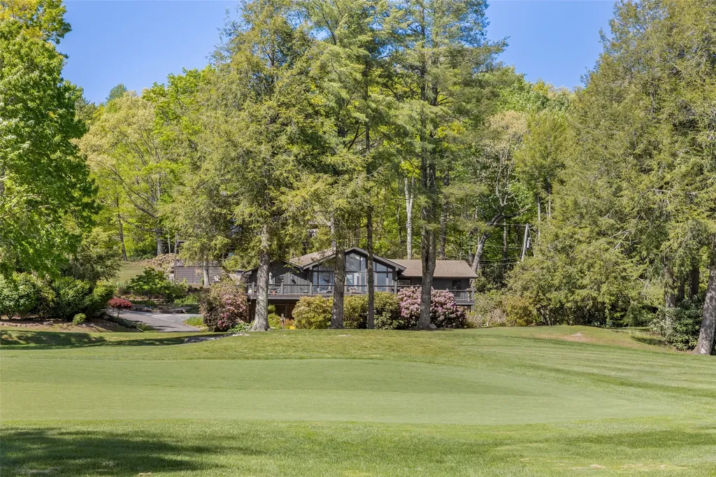 226 Sky Lake Drive Highlands NC 28741