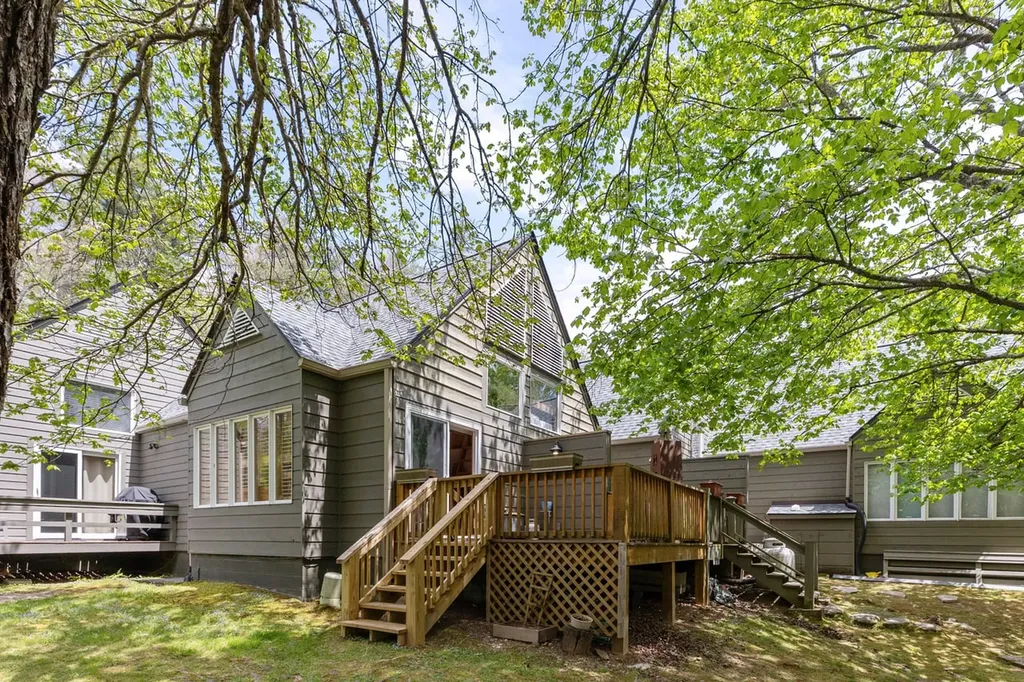 232 River Run Road Sapphire NC 28774