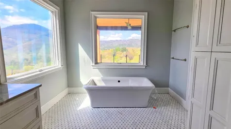 54 Forestland Road Cashiers NC 28717