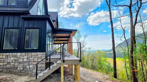 54 Forestland Road Cashiers NC 28717