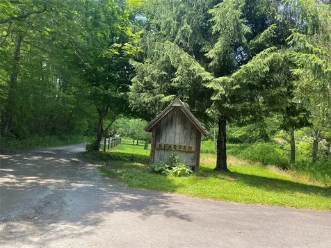 41 Wolf Knob Road Cullowhee NC 28723