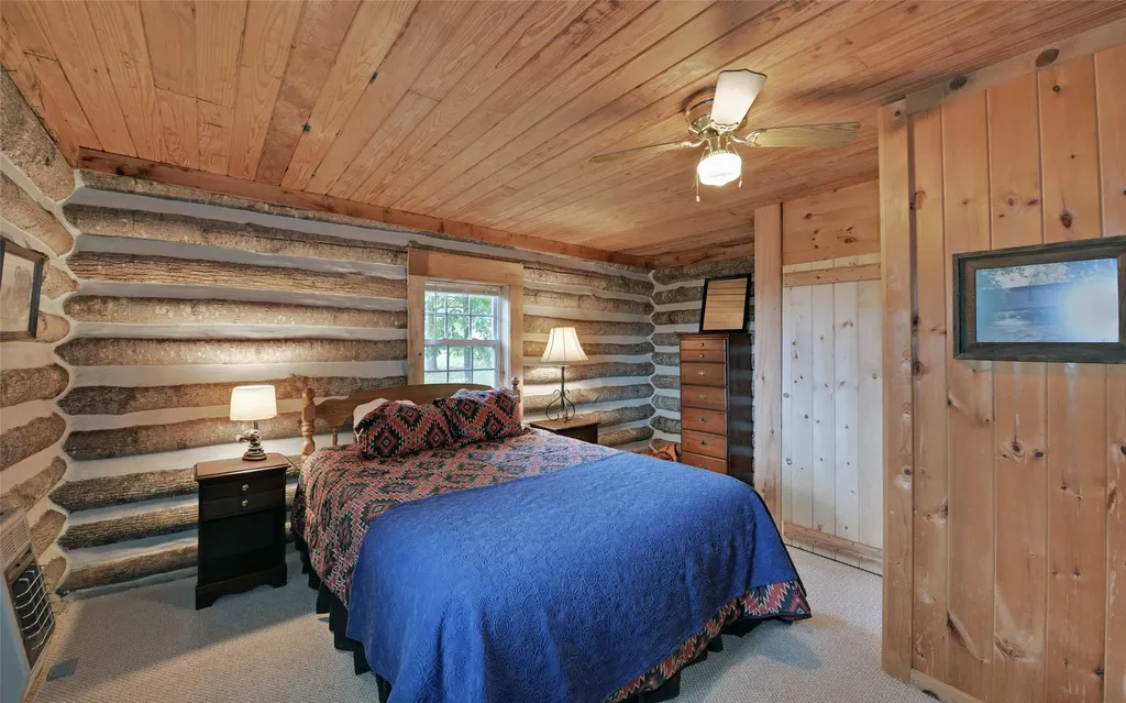 1575 Lloyd Cove Road Scaly Mountain NC 28775
