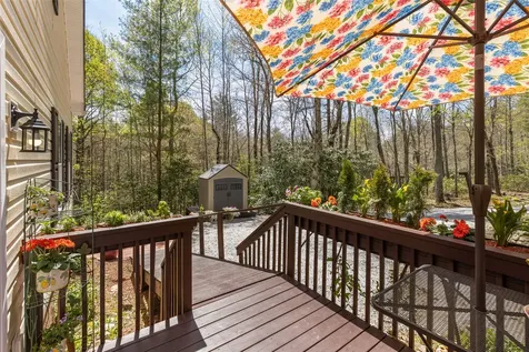 400 Cole Mountain Circle Highlands NC 28741