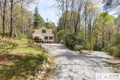 400 Cole Mountain Circle Highlands NC 28741