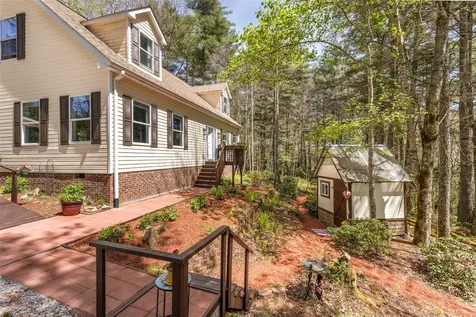 400 Cole Mountain Circle Highlands NC 28741