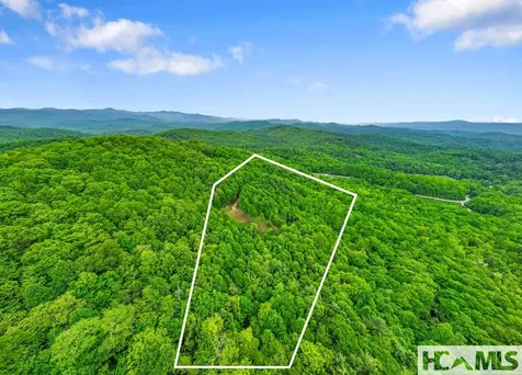 1325 Golden Road Lake Toxaway NC 28747