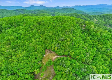 1325 Golden Road Lake Toxaway NC 28747