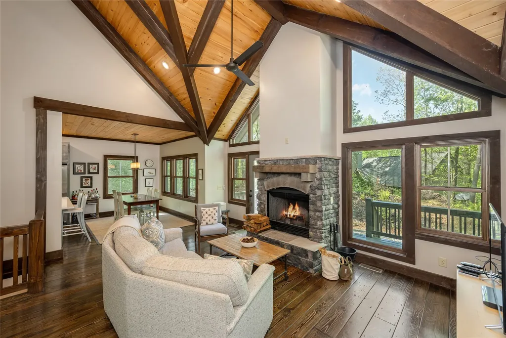 428 Chestnut Ridge Road Highlands NC 28741