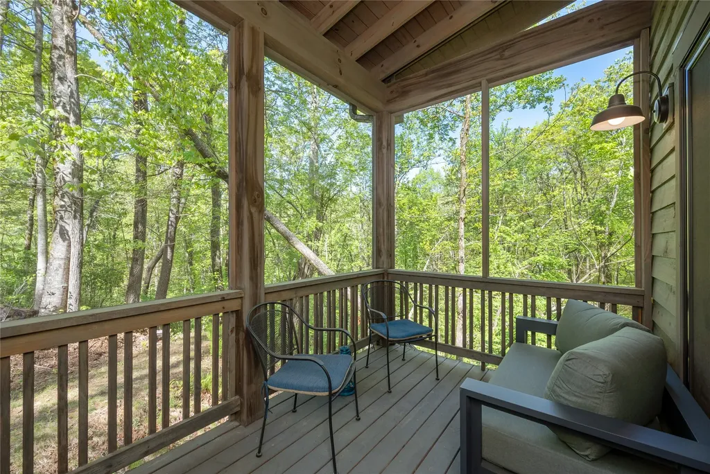 428 Chestnut Ridge Road Highlands NC 28741