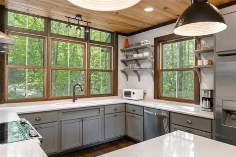 428 Chestnut Ridge Road Highlands NC 28741