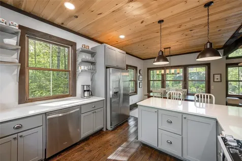 428 Chestnut Ridge Road Highlands NC 28741