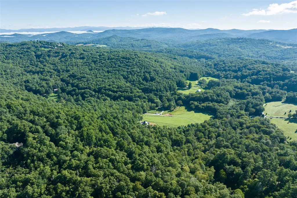 Lot 4 Luckies Way Cashiers NC 28717