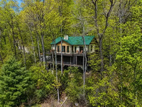 160 Lady Slipper Court Sapphire NC 28774