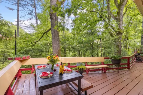 82 Village Way Sapphire NC 28774