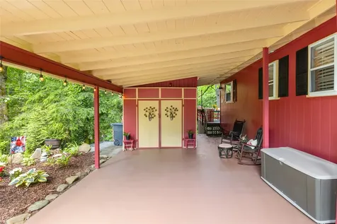 82 Village Way Sapphire NC 28774