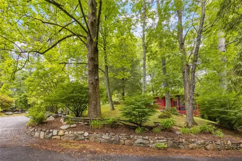 82 Village Way Sapphire NC 28774