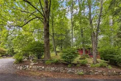 82 Village Way Sapphire NC 28774