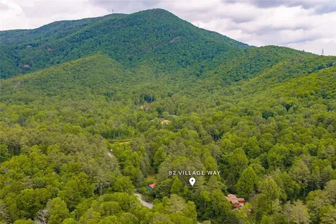 82 Village Way Sapphire NC 28774