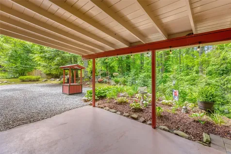 82 Village Way Sapphire NC 28774