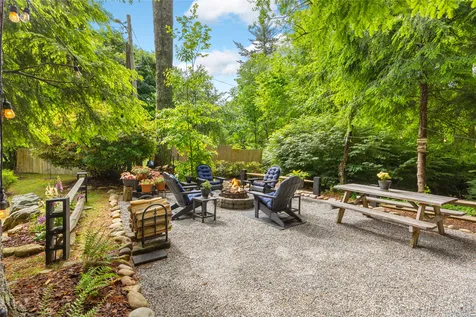 82 Village Way Sapphire NC 28774