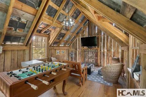 1411 Flat Mountain Road Highlands NC 28741