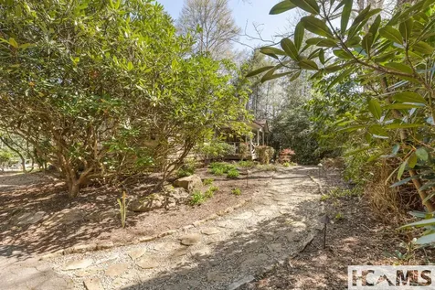 1411 Flat Mountain Road Highlands NC 28741