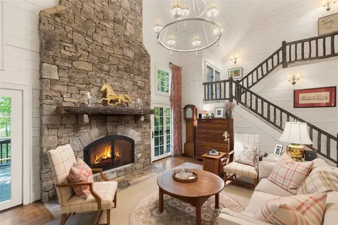 2147 Bowery Road Highlands NC 28741