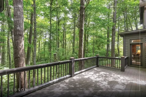 2147 Bowery Road Highlands NC 28741