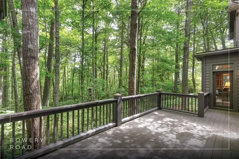 2147 Bowery Road Highlands NC 28741