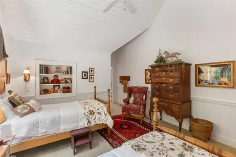 2147 Bowery Road Highlands NC 28741