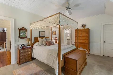 2147 Bowery Road Highlands NC 28741