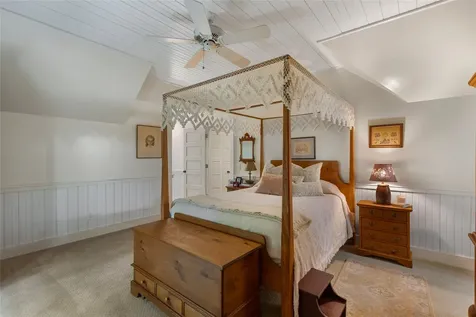 2147 Bowery Road Highlands NC 28741