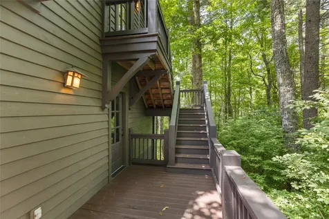 2147 Bowery Road Highlands NC 28741