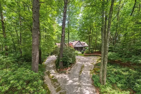 2147 Bowery Road Highlands NC 28741
