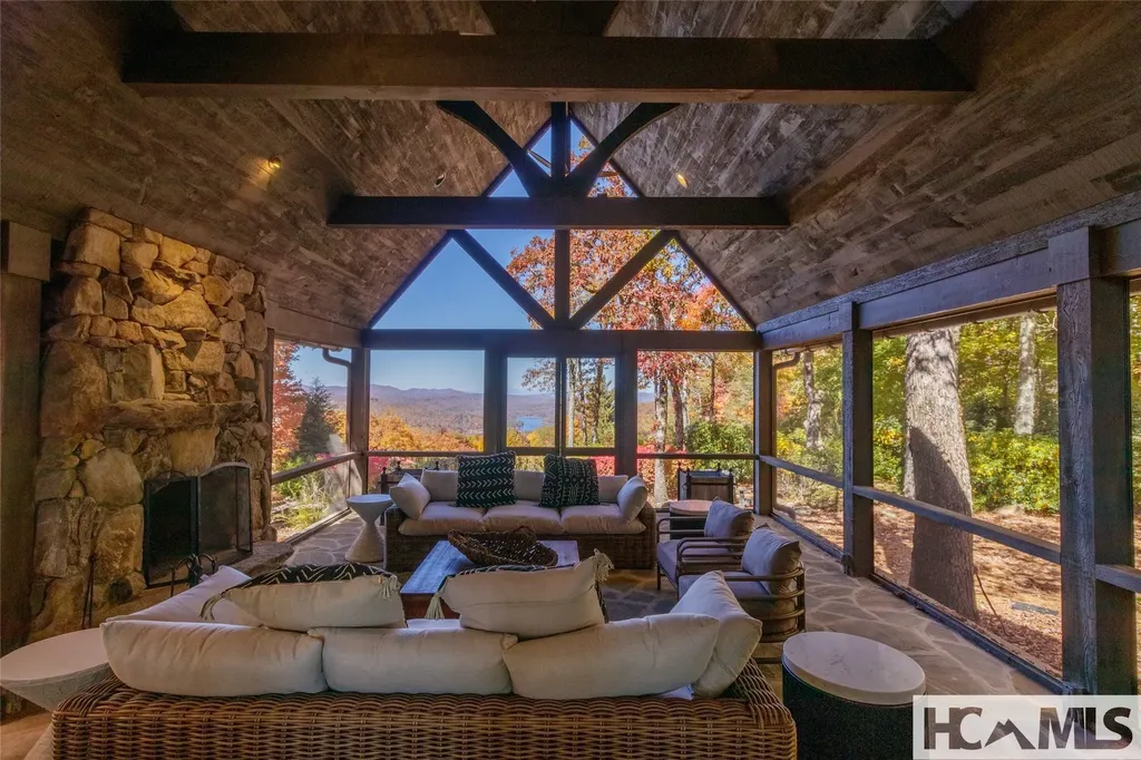 335 Kerry Hill Road Cashiers NC 28717