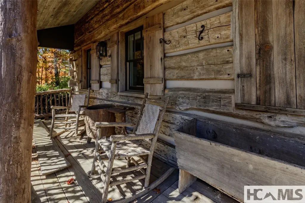 335 Kerry Hill Road Cashiers NC 28717