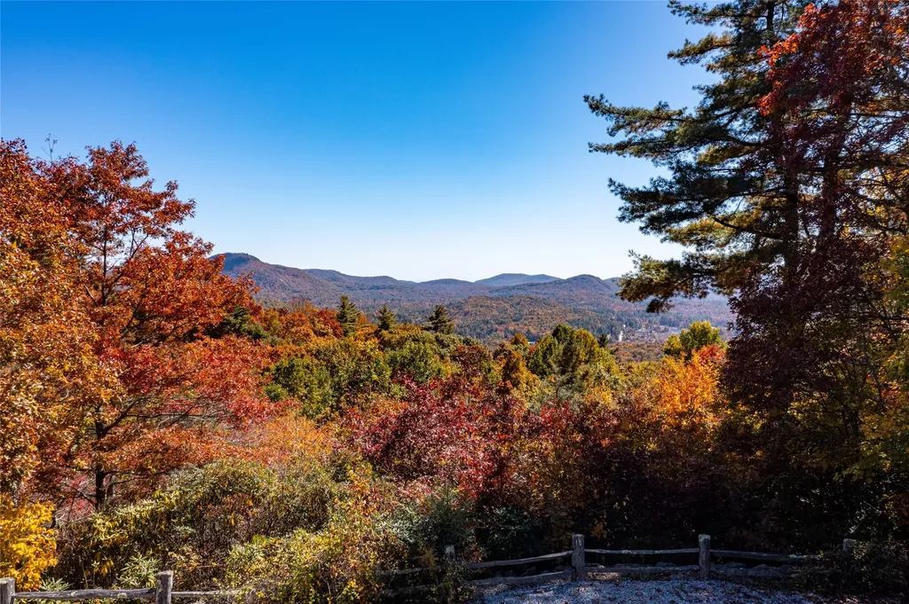 335 Kerry Hill Road Cashiers NC 28717