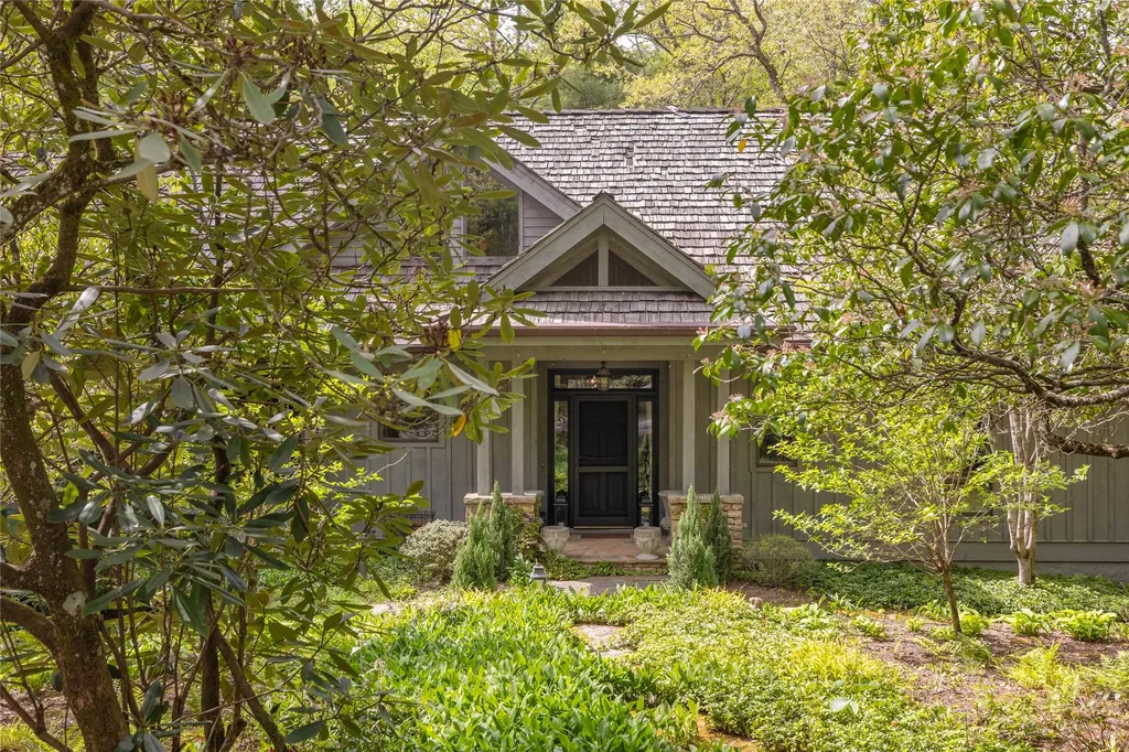 77 Headwater Drive Cashiers NC 28717