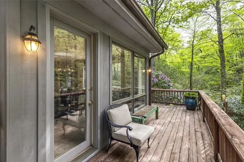 77 Headwater Drive Cashiers NC 28717