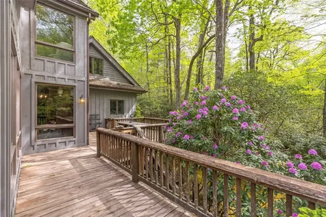 77 Headwater Drive Cashiers NC 28717